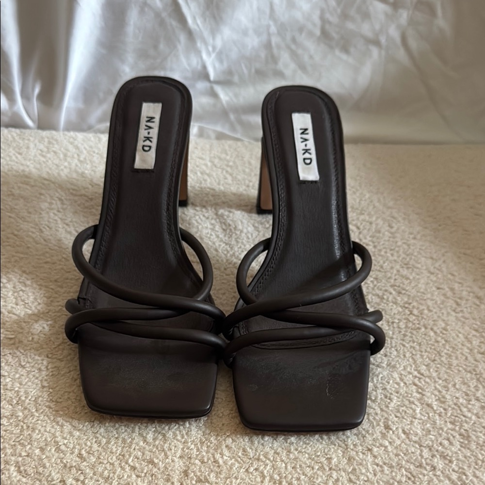 NA-KD Black Strappy Square-Toe Heeled Sandals
